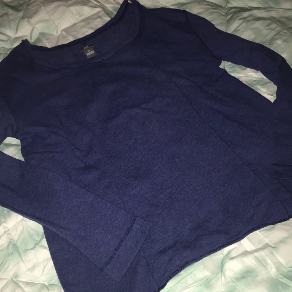 Aerie navy long sleeve shirt